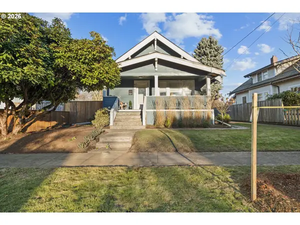 9941 N Willamette Blvd, Portland, OR 97203