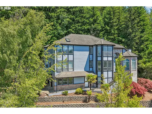 9750 SE Westview Ct, HappyValley, OR 97086