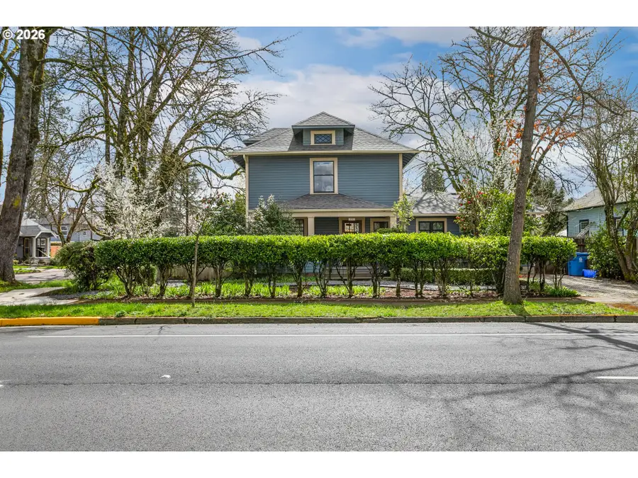 710 W 11th Ave, Eugene, OR 97402 - #2