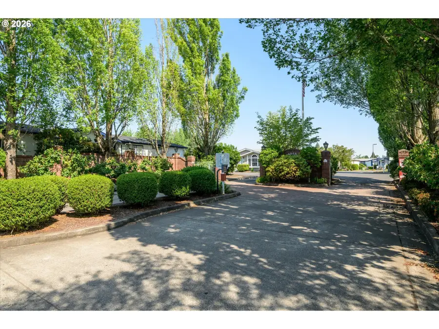 4055 Royal Ave, Eugene, OR 97402 - #2