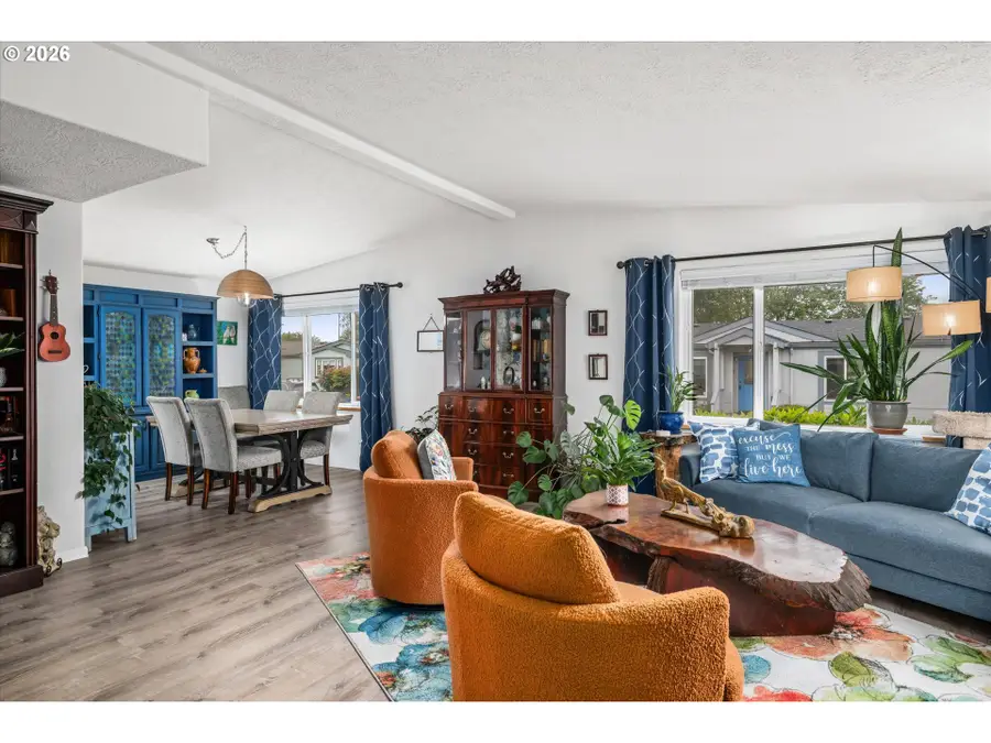 4055 Royal Ave, Eugene, OR 97402 - #3