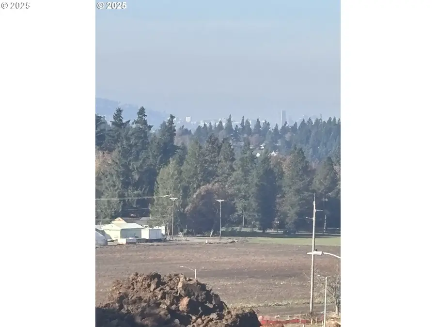 16100 Serres Farms Way #50, Oregon City, OR 97045 - Image #3