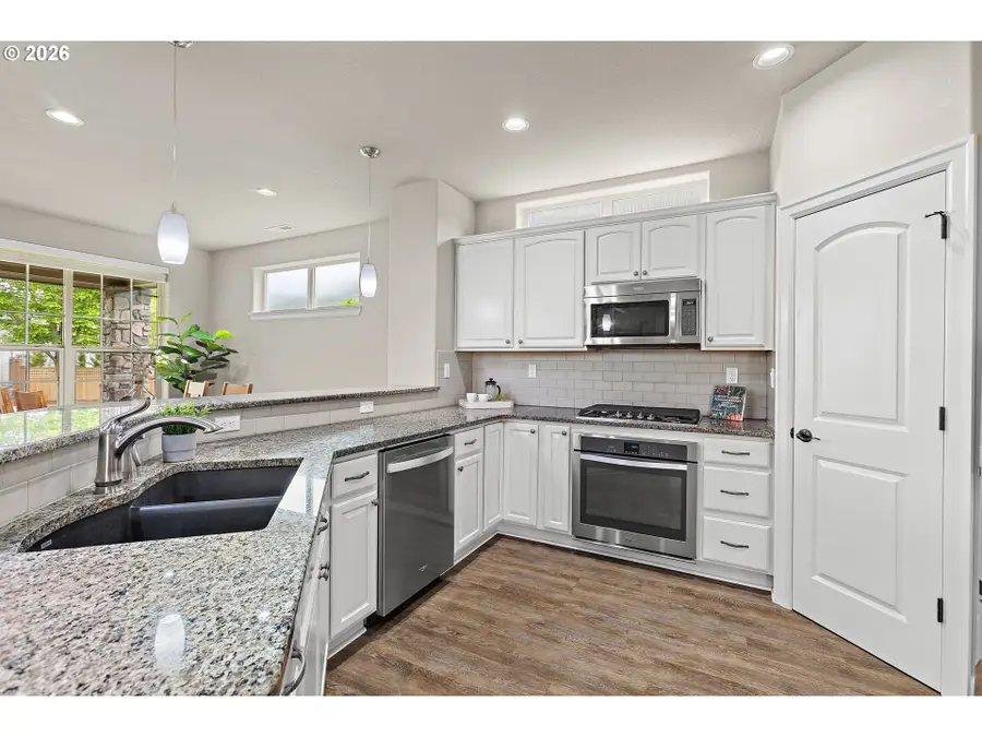 10866 SW Lisbon St, Wilsonville, OR 97070 - #3