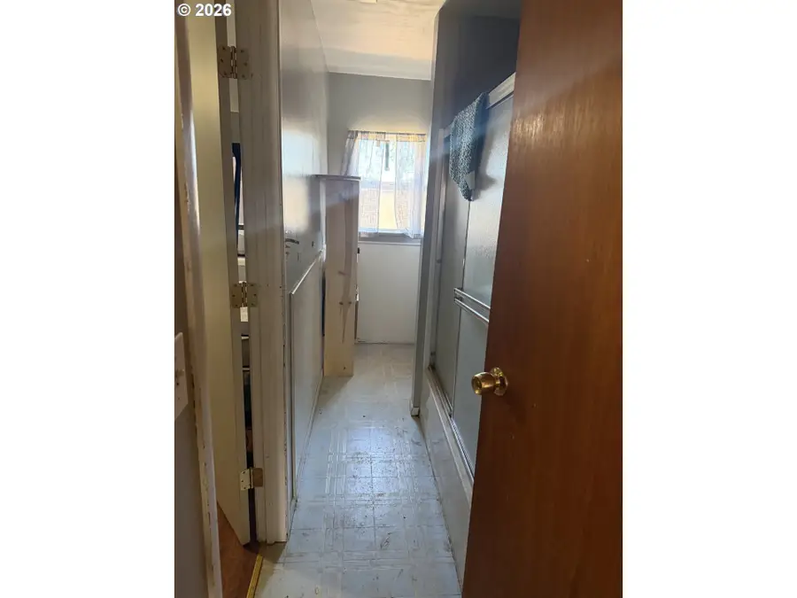 204 Chestnut St, Dallesport, WA 98635 - #3