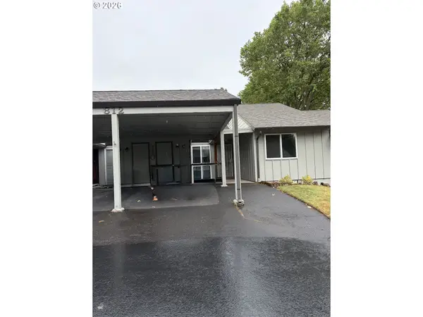 812 NW 132nd St #C, Vancouver, WA 98685