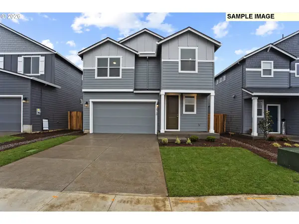 2667 NE Claire Rd #203, Estacada, OR 97023