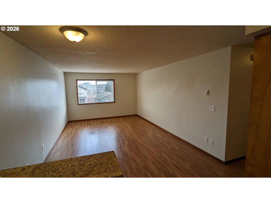 4405 SE 15th Ave, Portland, OR 97202 - Image #2
