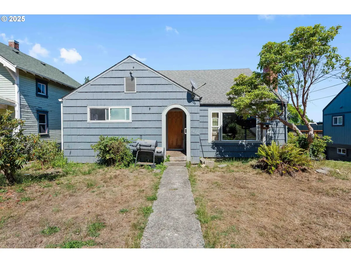 1356 N 8th St, Coos Bay, OR 97420 - Image #1