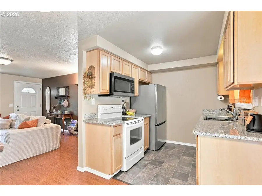 3300 Kauffman Ave #18, Vancouver, WA 98660 - #2