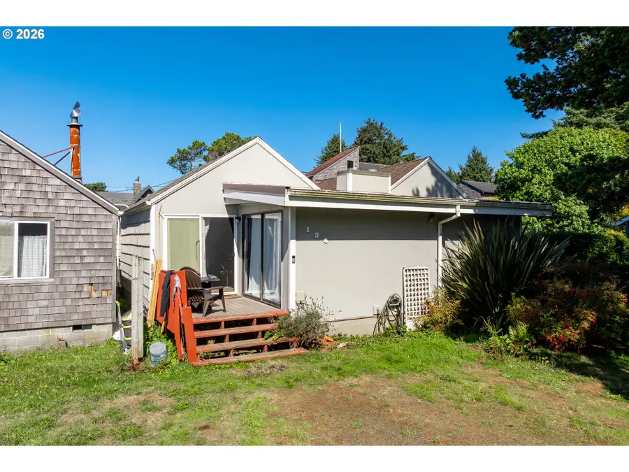 138 E Jefferson, Cannon Beach, OR 97110 - #3
