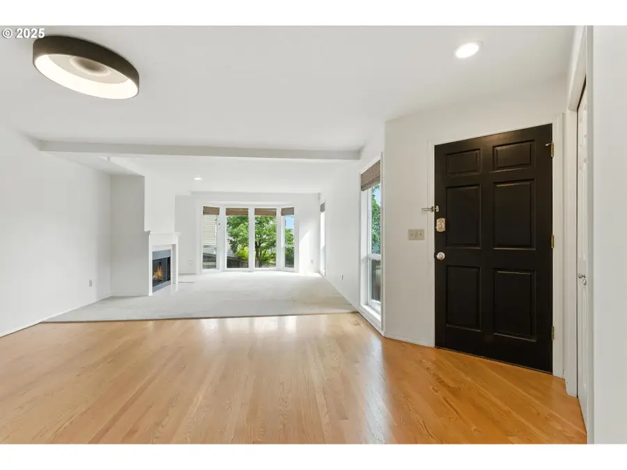 114 S Abernethy St, Portland, OR 97239 - Image #2