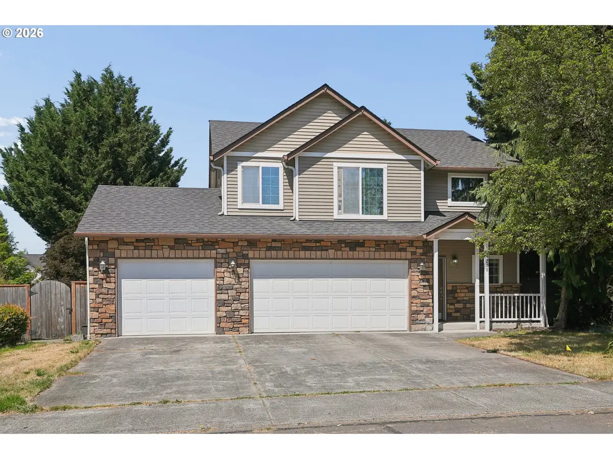 228 E 17th Pl, La Center, WA 98629 - #1