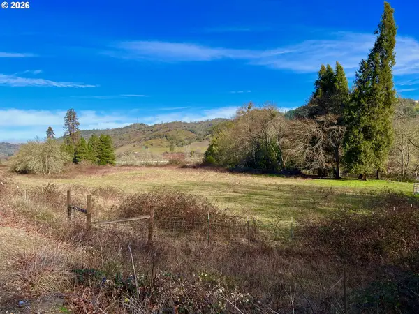 S Old Highway 99 S, MyrtleCreek, OR 97457