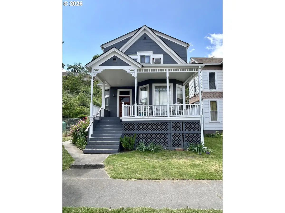 506 E 4th St, The Dalles, OR 97058 - #1