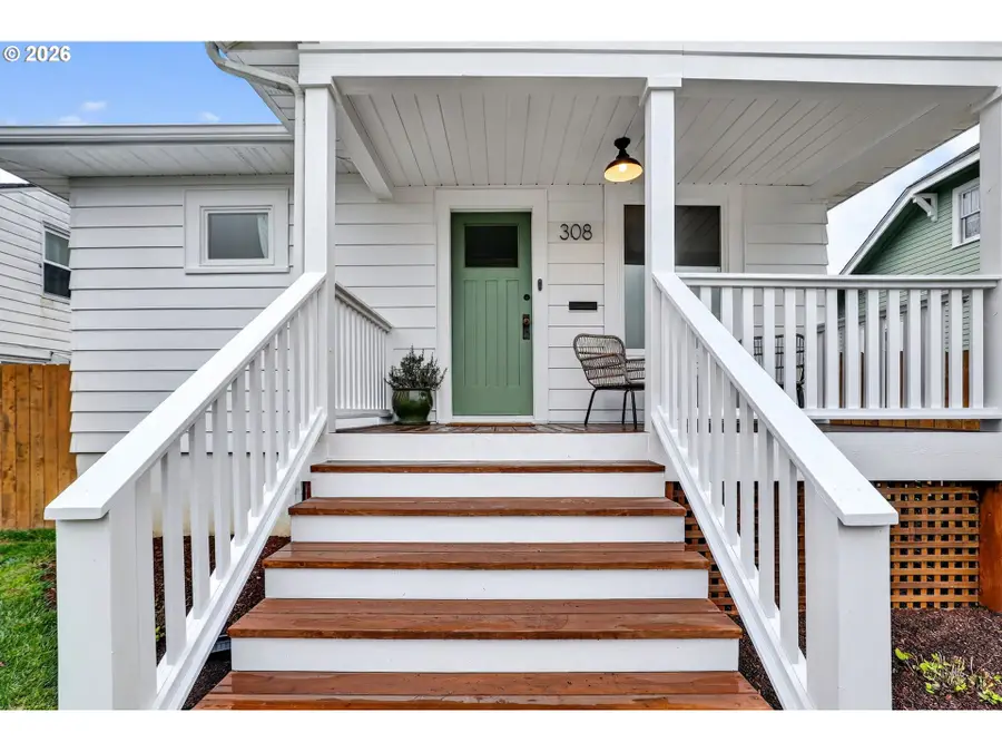 308 W 35th St, Vancouver, WA 98660 - Image #3