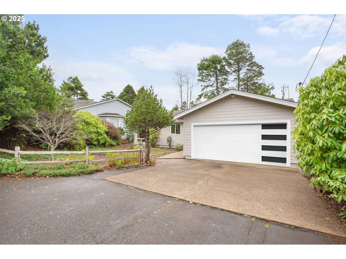 5655 Palisades Dr, Lincoln Beach, OR 97367 - Image #1