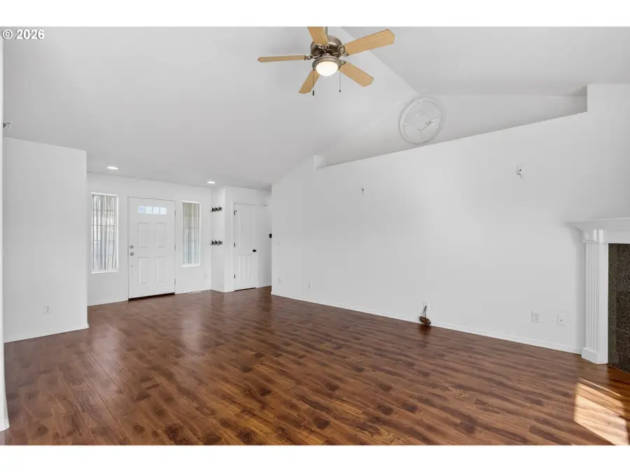 813 Alyssa Ct, Molalla, OR 97038 - #3