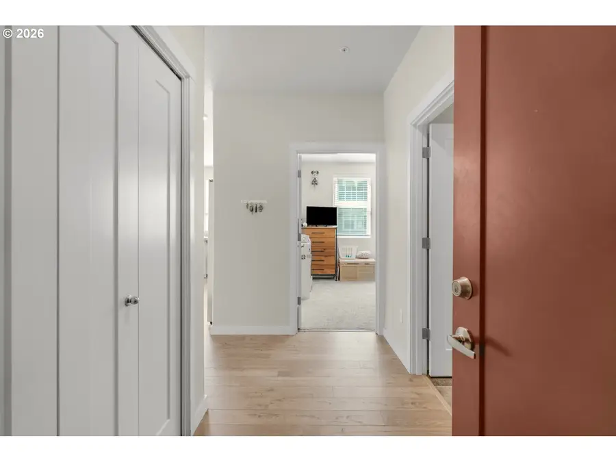 17126 SW Snowdale St #102, Beaverton, OR 97007 - #3