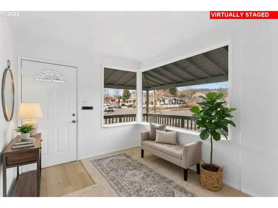 108 SE Franklin St, Camas, WA 98607 - Image #2