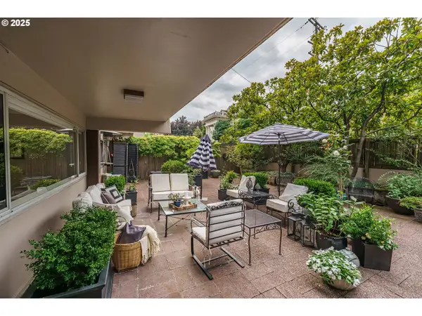 2323 SW Park Pl #105-6, Portland, OR 97205