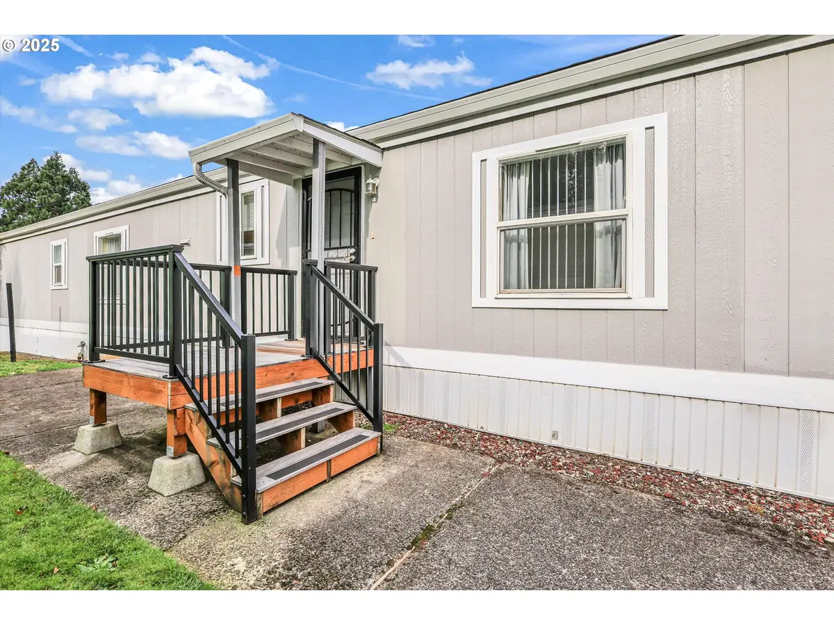 17655 Bluff Rd #73, Sandy, OR 97055 - Image #1