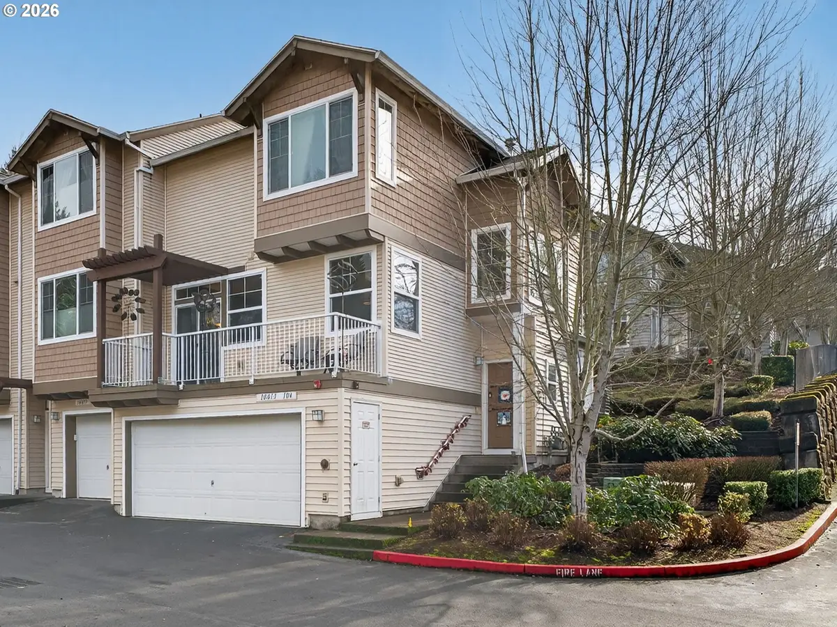 10813 SW Canterbury Ln #104, Tigard, OR 97224 - Image #1