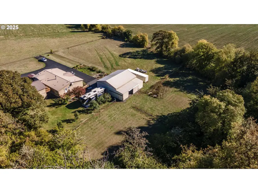 21101 SW Eagle Point Rd, McMinnville, OR 97128 - Image #2