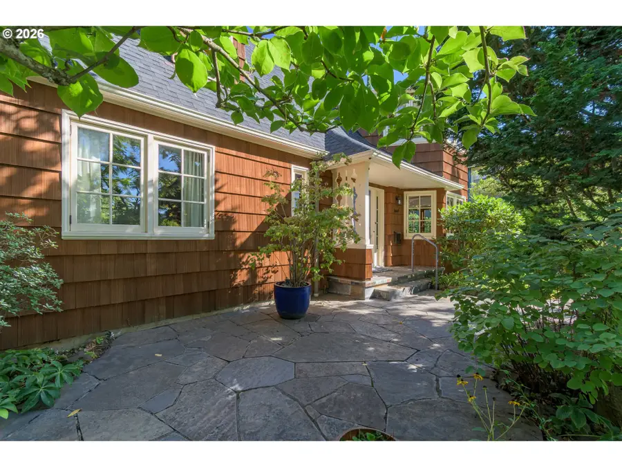 1669 Fairmount Blvd, Eugene, OR 97403 - #3
