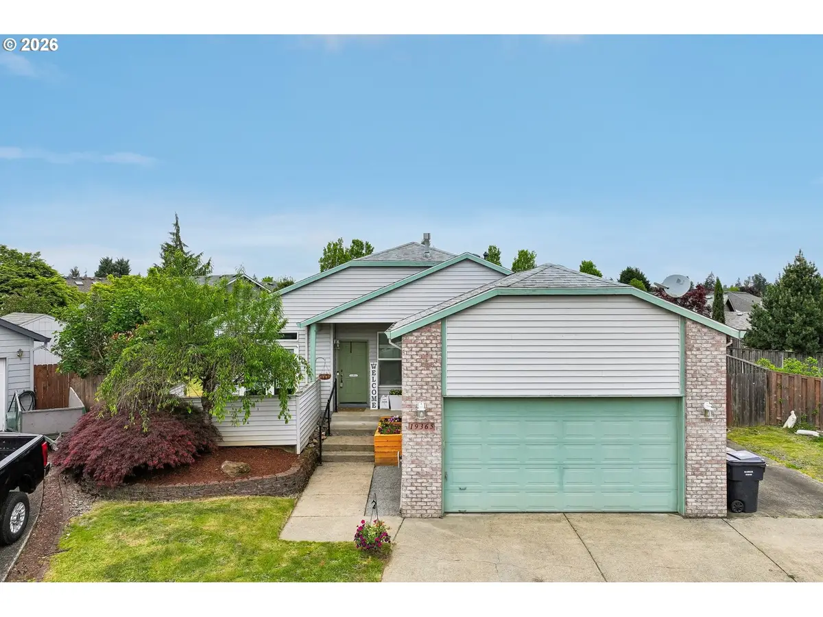 19365 Vincent Dr, Oregon City, OR 97045 - #1