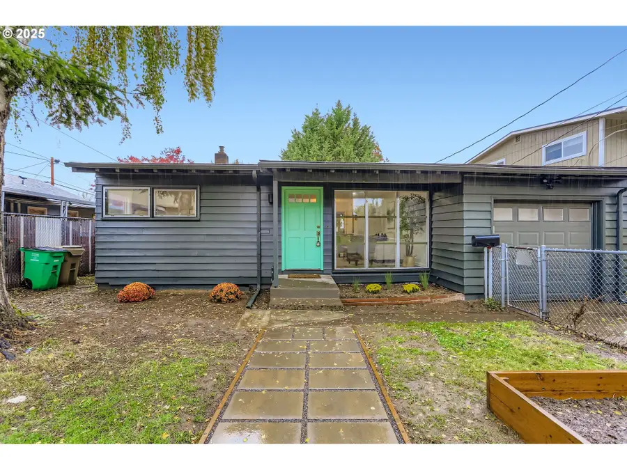 7417 SE Henry Pl, Portland, OR 97206 - Image #2