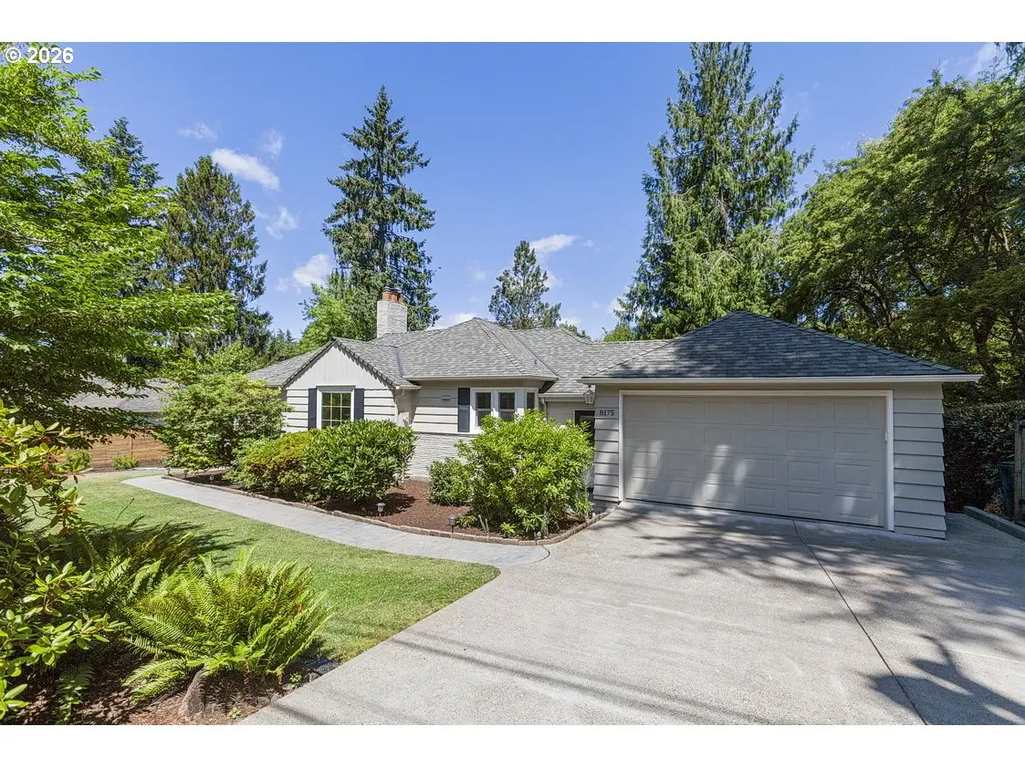 8175 SW Fairway Dr, Portland, OR 97225 - #1