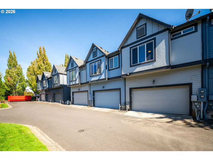 1027 SE Nazomi Ave, Hillsboro, OR 97123 - #3