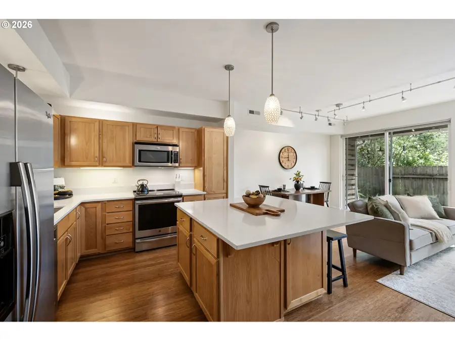 327 Rustic Pl #35, Eugene, OR 97401 - #3