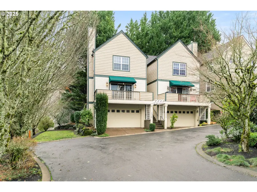 2338 NW Edgewood Pl #32, Portland, OR 97229 - Image #2