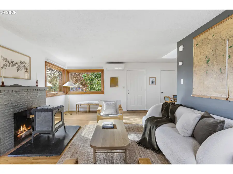 8047 SE Clay St, Portland, OR 97215 - #3