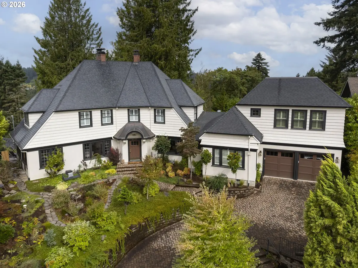 2719 SW Talbot Rd, Portland, OR 97201 - #1