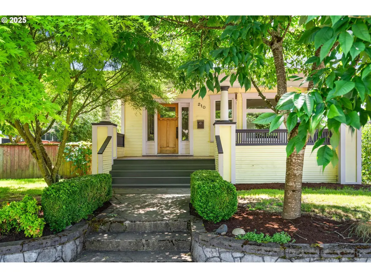 210 NE Alberta St, Portland, OR 97211 - Image #1