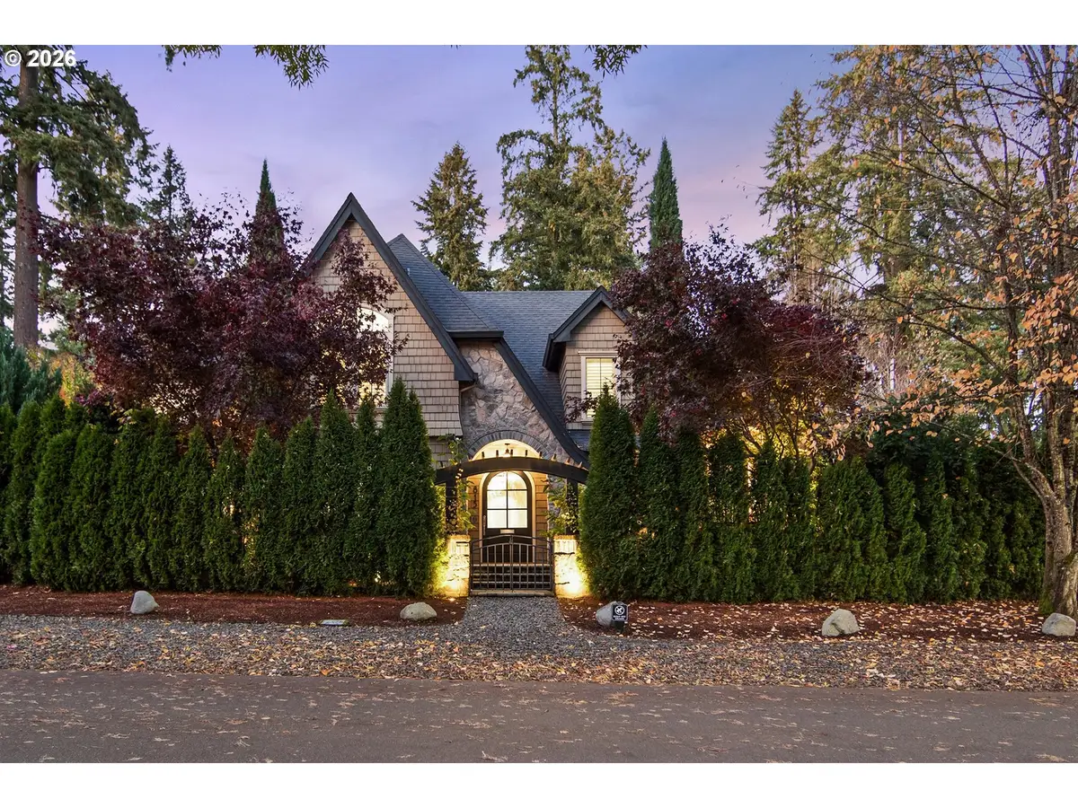 815 E Ave, Lake Oswego, OR 97034 - #1