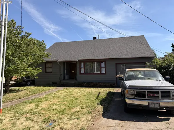 1005 Hull St, HoodRiver, OR 97031