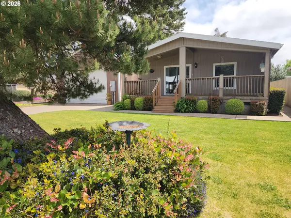 835 Raechel Rd, Lakeside, OR 97449