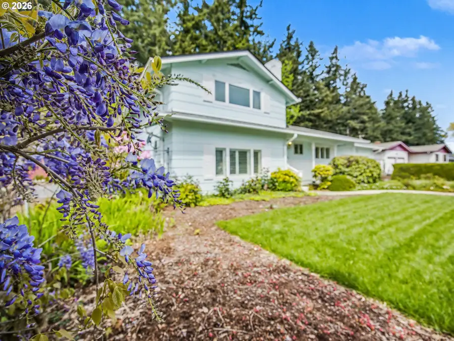 2301 NE 130th Ave, Portland, OR 97230 - #2
