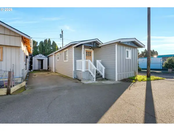 1768 38th Pl, Salem, OR 97305