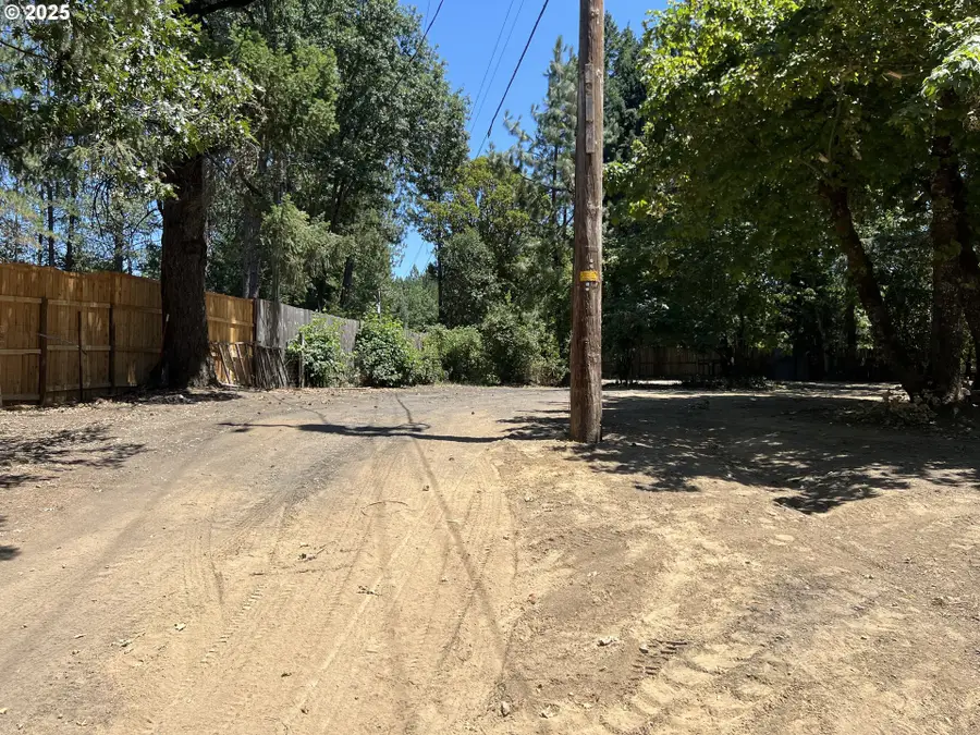 23833 Redwood Hwy, Kerby, OR 97531 - Image #3