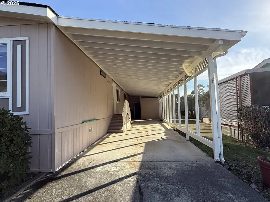 16063 Driftwood Ln #21, Brookings, OR 97415 - Image #2