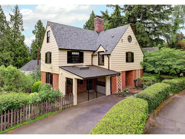 1975 SW Edgewood Rd, Portland, OR 97201