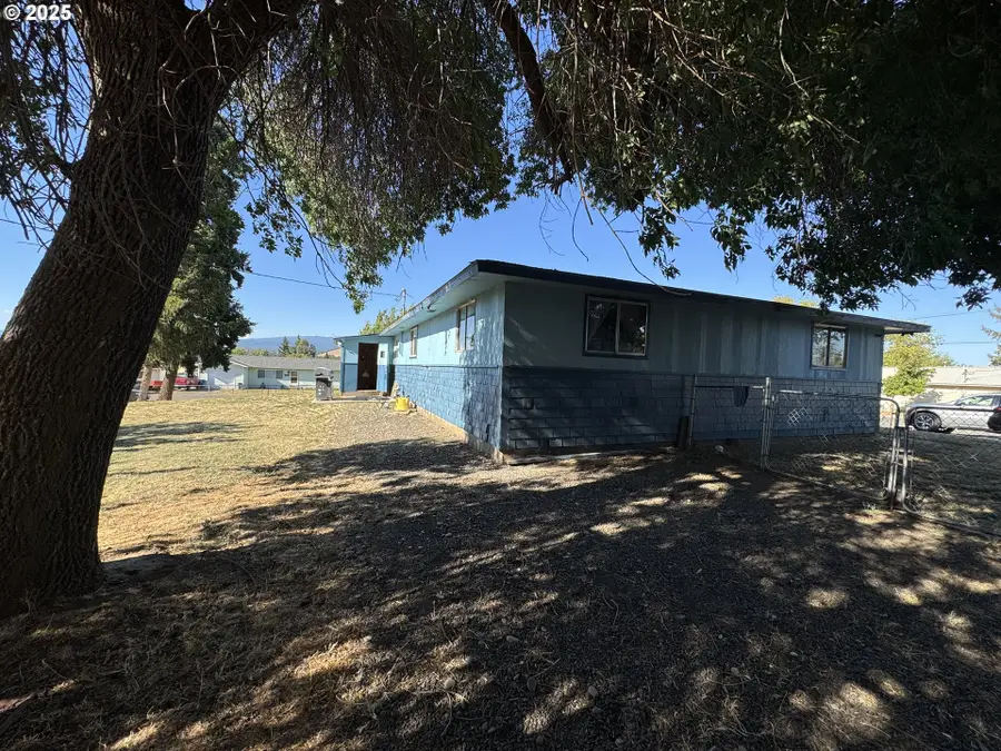 903 S Klickitat St, Goldendale, WA 98620 - Image #2