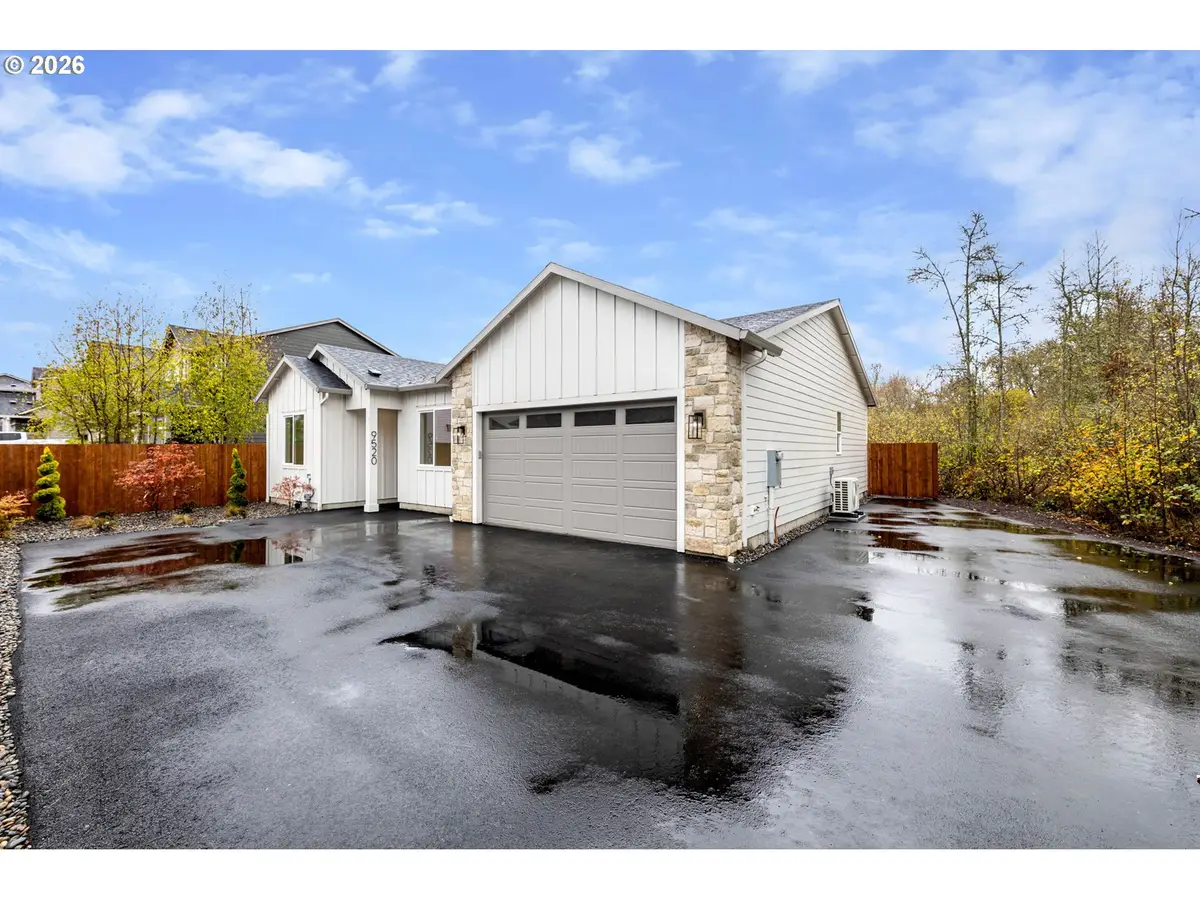 9518 NE 170th Ct, Vancouver, WA 98682 - #1