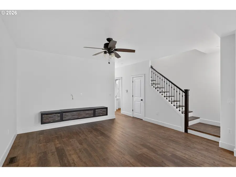10005 SE Old Town Ct, Northwest Clackamas, OR 97086 - #2