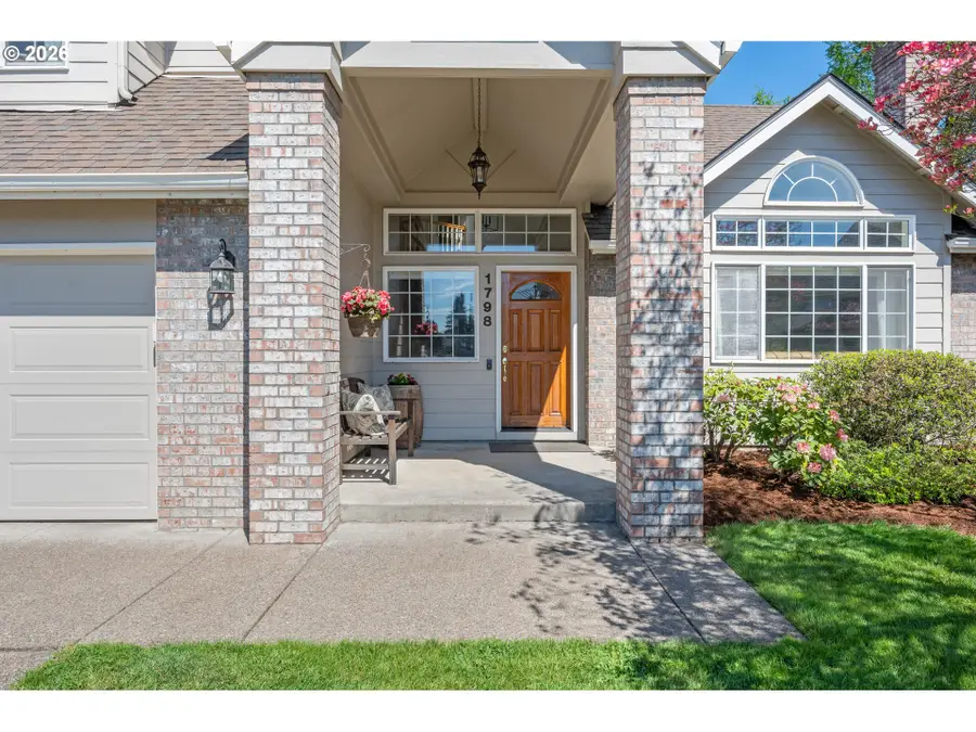1798 Duke Ct, Eugene, OR 97401 - #2