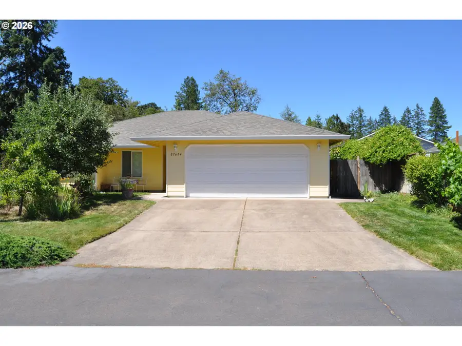 87624 Trek Dr, Veneta, OR 97487 - #2